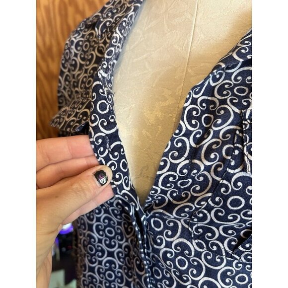 Charter Club Luxury Size S Scrolls Print 100% LINEN Button Down Blouse Blue - Picture 4 of 8